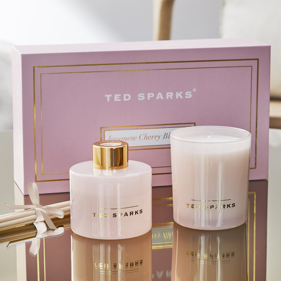 TED SPARKS -  Candle & Diffuser Gift Set M - Japanese Cherry Blossom