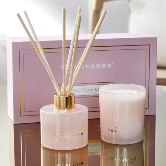 TED SPARKS -  Candle & Diffuser Gift Set M - Japanese Cherry Blossom