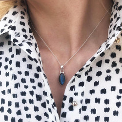 Blue Velvet ketting