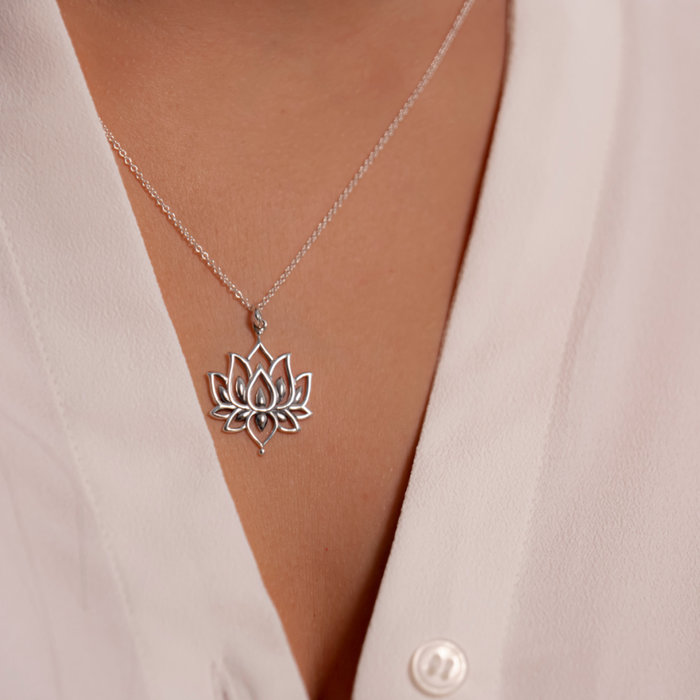 White lotus necklace - 925 zilver