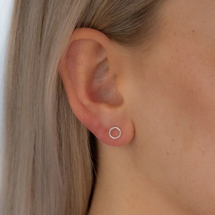 Karma studs