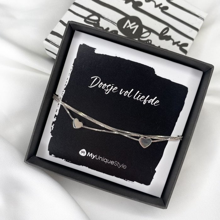 Giftbox Floating Hearts armband - 925 zilver