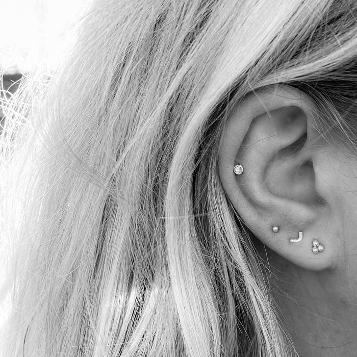 Oorbellen set bolletjes en v-oorknopje - 925 zilver