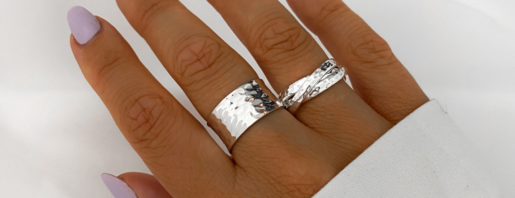 dierlijke ring originele ontwerpen. Sieraden Ringen Statementringen emaille ring Pauw ring 