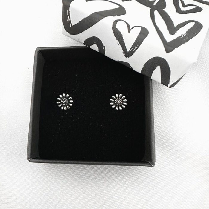 Boho sunflower studs - 925 zilver