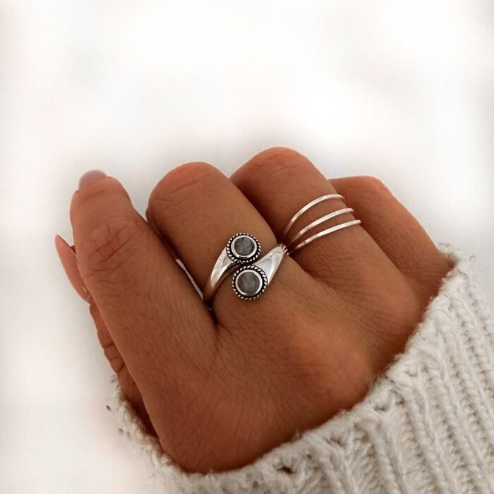Moonstone ring Zeli - 925 zilver