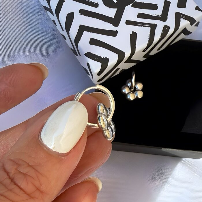 Bold Bloom huggies - 925 zilver