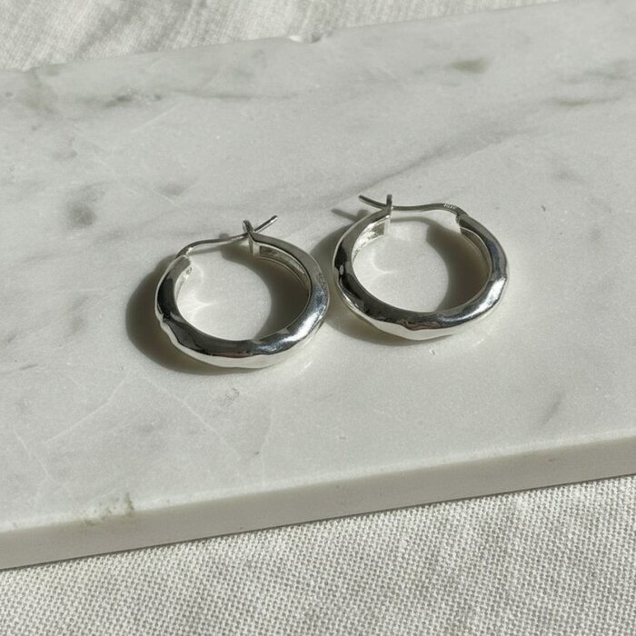 Textured hoops - 925 zilver