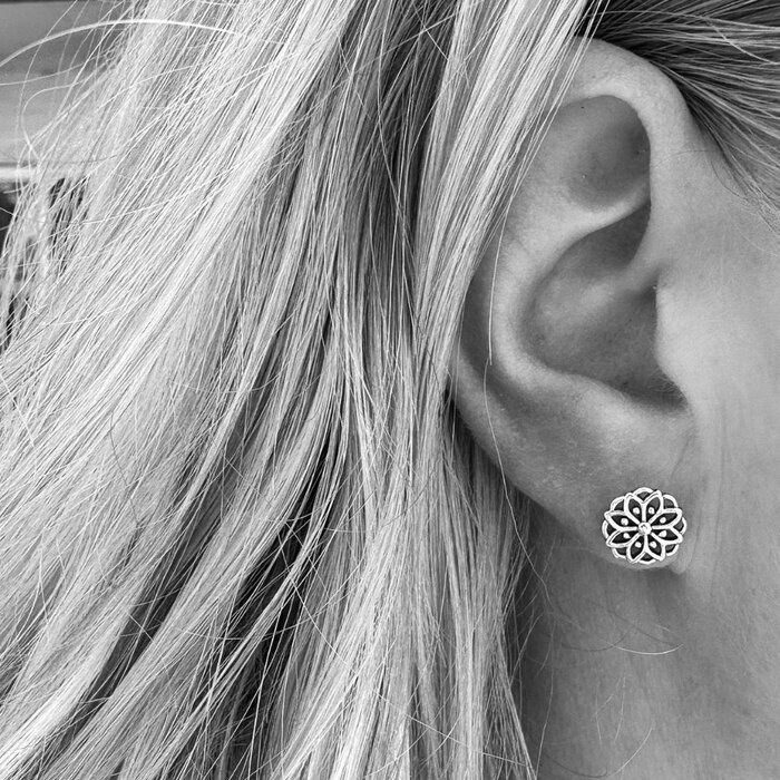 Stella oorknopje - 925 zilver