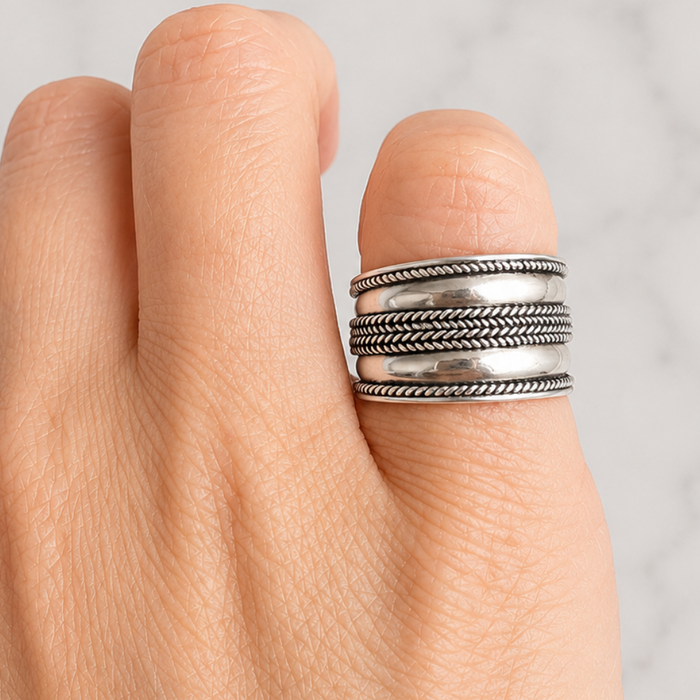 Boho ring dots maat 17
