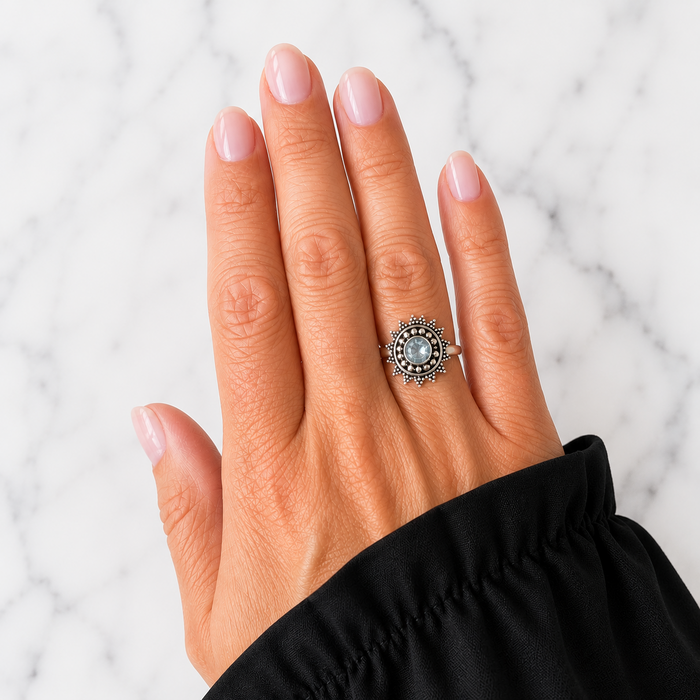 Flower ring blue chalcedony - 17.5