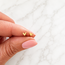 Mini oorringetjes chevron - goldplated