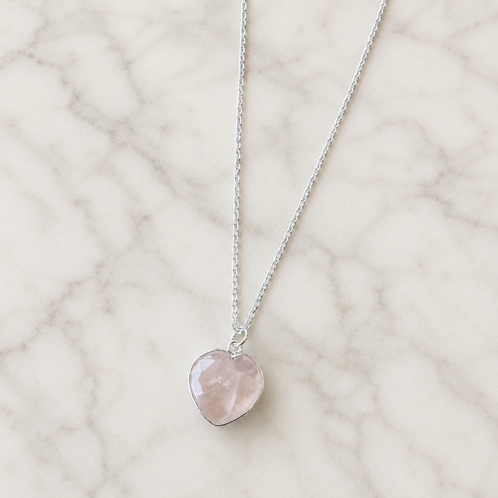 Rozenkwarts hart ketting
