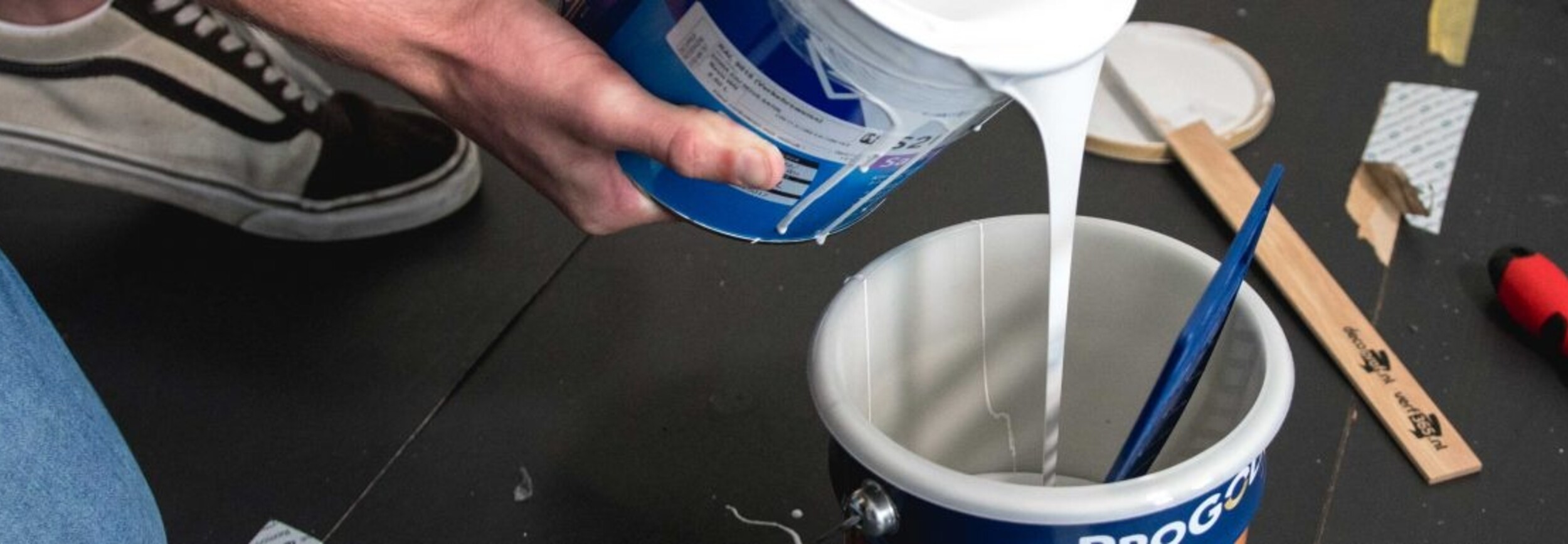 Hoe lang is verf houdbaar? Zo kun je verf het beste bewaren - Decoprof.nl