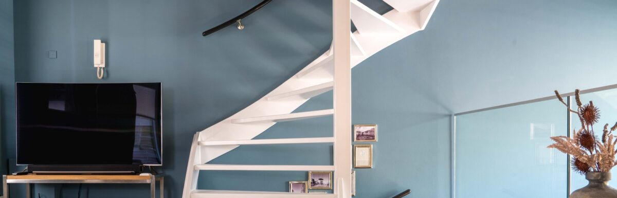 Woonkamer schilderen in 2 kleuren: laat je inspireren Woonkamer schilderen in 2 kleuren: laat je inspireren