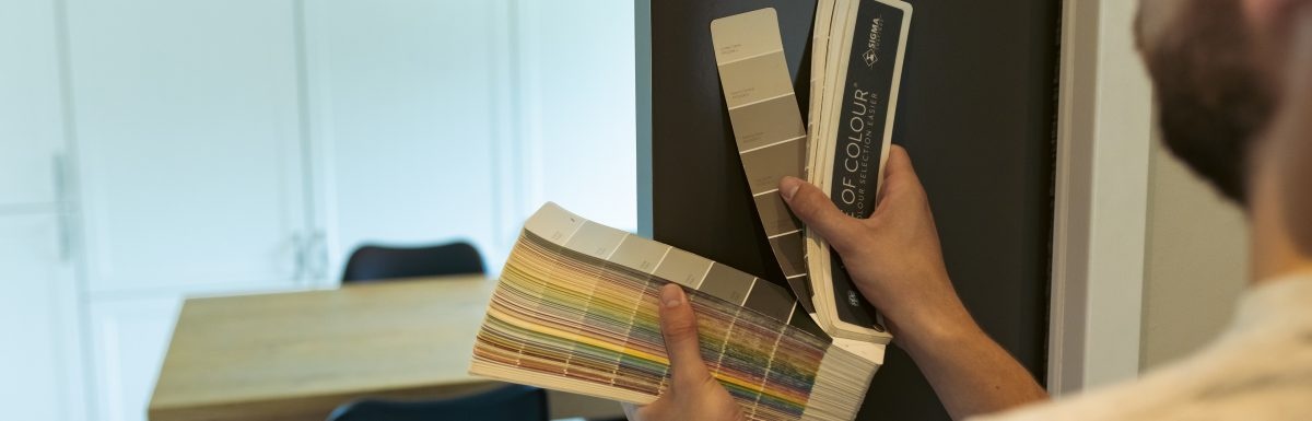 Een eettafel verven? Geef het een nieuw leven Een eettafel verven? Geef het een nieuw leven