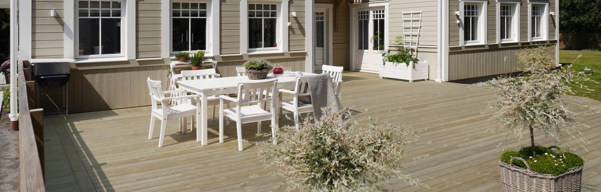 Je tuinmeubelen beitsen? Hier moet je op letten Je tuinmeubelen beitsen? Hier moet je op letten