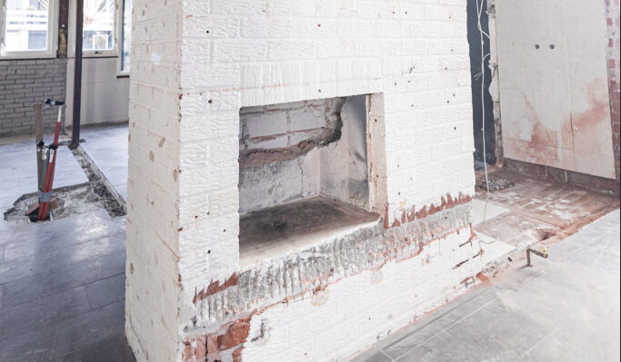 Zo verf je over nicotine- en roetvlekken