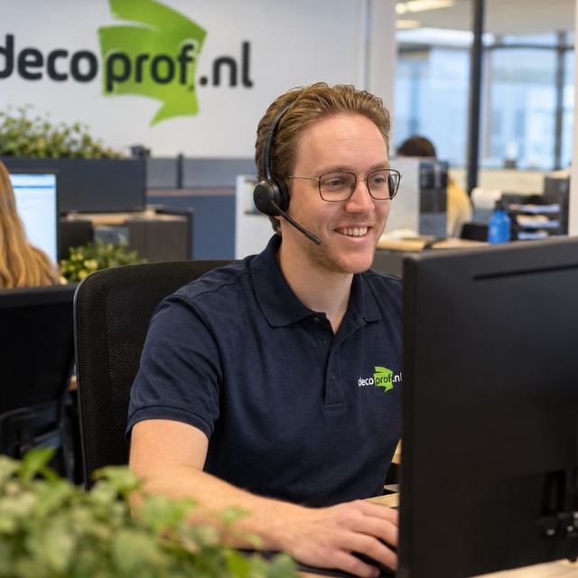 Medewerker van de Decoprof-klantenservice