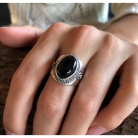 Zilveren ring Black Onyx Yai Zilveren ring Black Onyx Yai