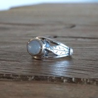 Zilveren ring Leaf Moonstone Zilveren ring Leaf Moonstone