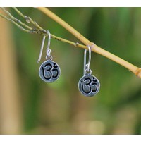 Oorbellen Ohm zilver Oorbellen Ohm zilver