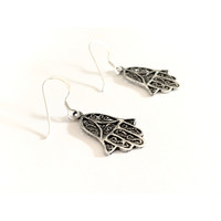 Zilveren hamsahand oorhangers Zilveren hamsahand oorhangers