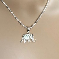 Ketting shiva shell olifant Ketting shiva shell olifant