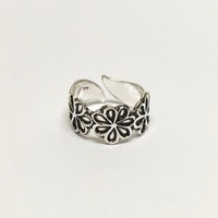 Teenring / vingertop ring HIPPY FLOWER Teenring / vingertop ring HIPPY FLOWER