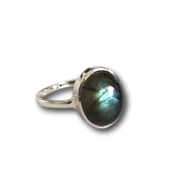 Zilveren ring Labradoriet Louisa Zilveren ring Labradoriet Louisa