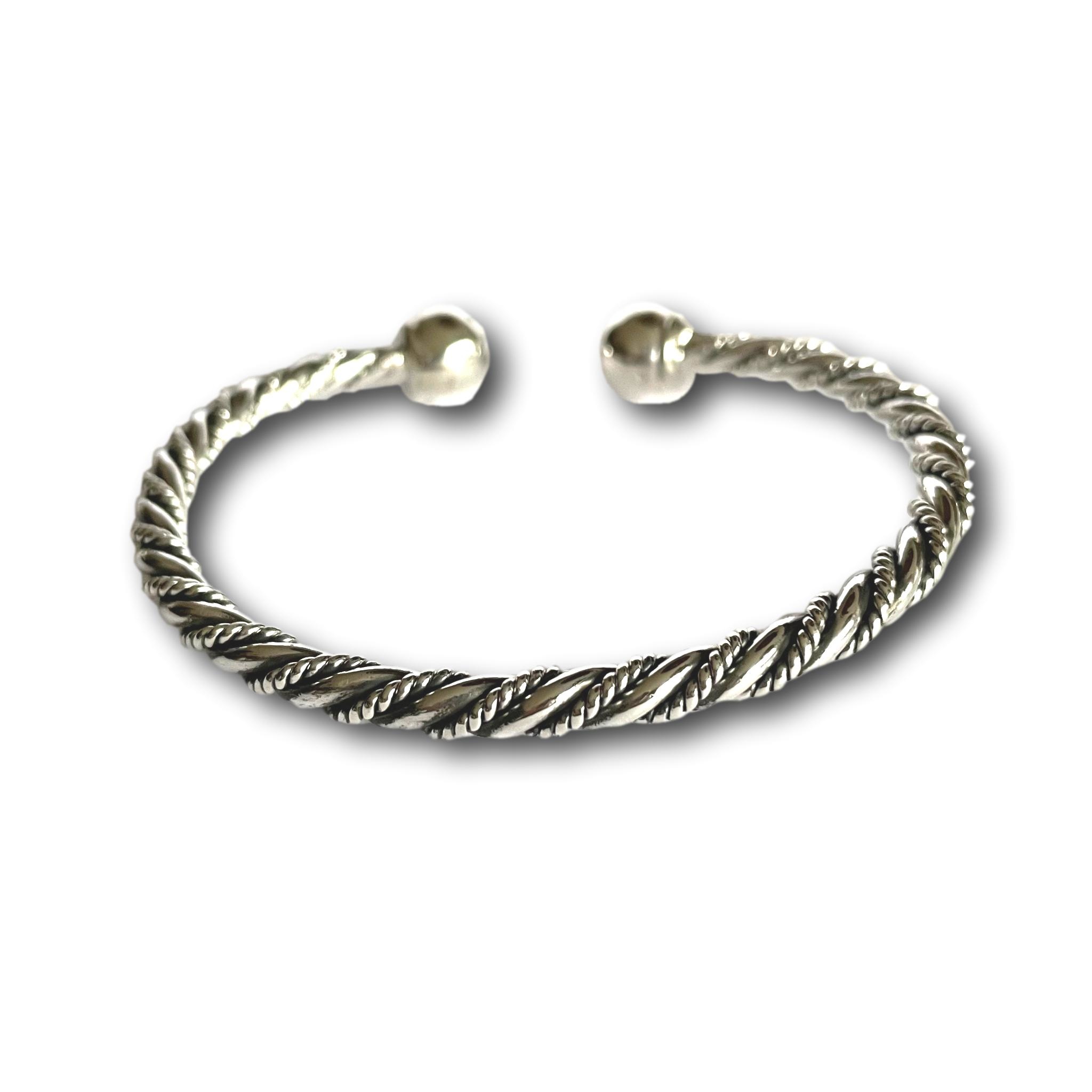 Pat maagd Barry Zilveren twisted bangle armband - Leelavadee Jewelry