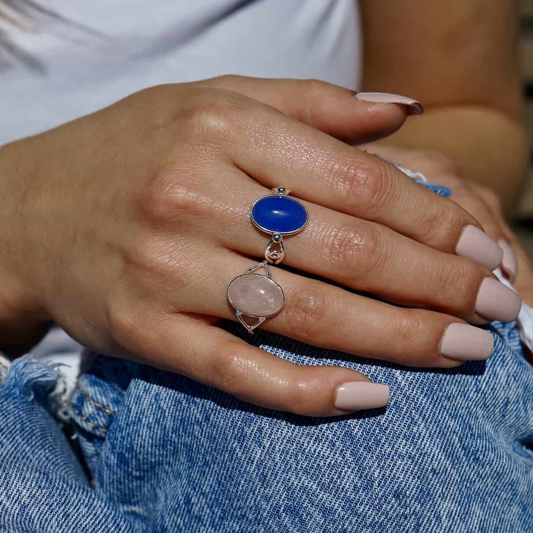 Dij Mysterie optellen Zilveren ring met blauwe steen - Leelavadee Jewelry