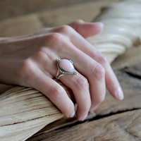 Zilveren ring Roze opaal Zilveren ring Roze opaal