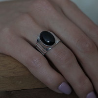 Zilveren black onyx ring Yndah Zilveren black onyx ring Yndah