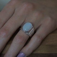 Zilveren Maansteen ring Yndah Zilveren Maansteen ring Yndah