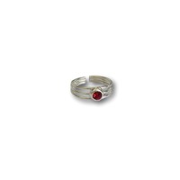 Teenring Triple crystal red Teenring Triple crystal red