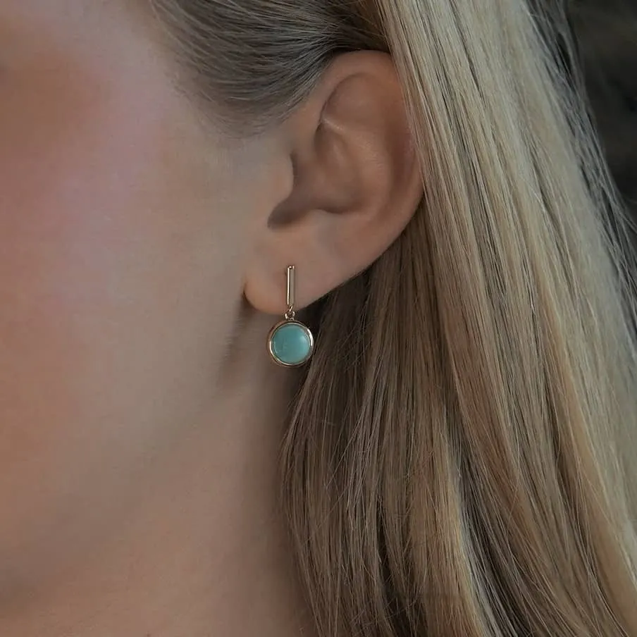 Goudkleurige oorbellen