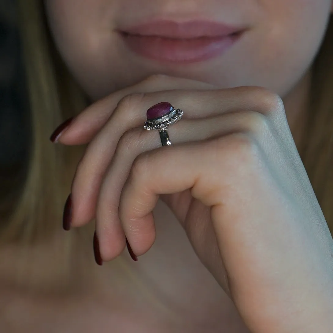 handgemaakte sieraden met betekenis, liefde en symboliek van Leelavadee Jewelry