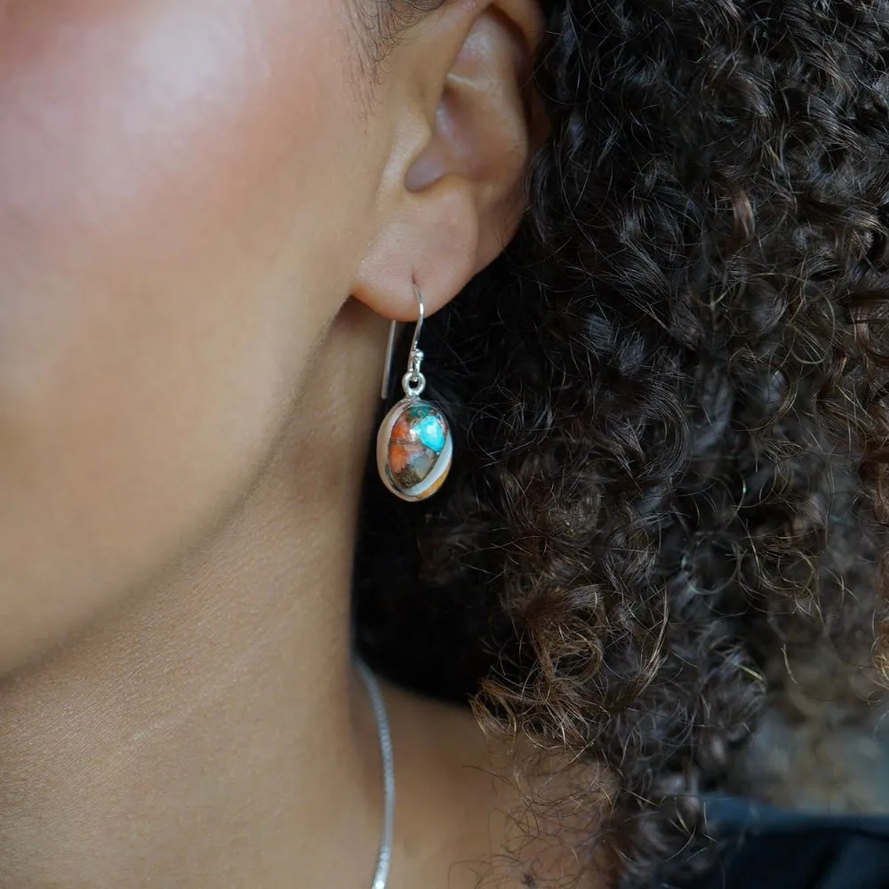 turquoise oorbellen kopen – close-up met bohemian details