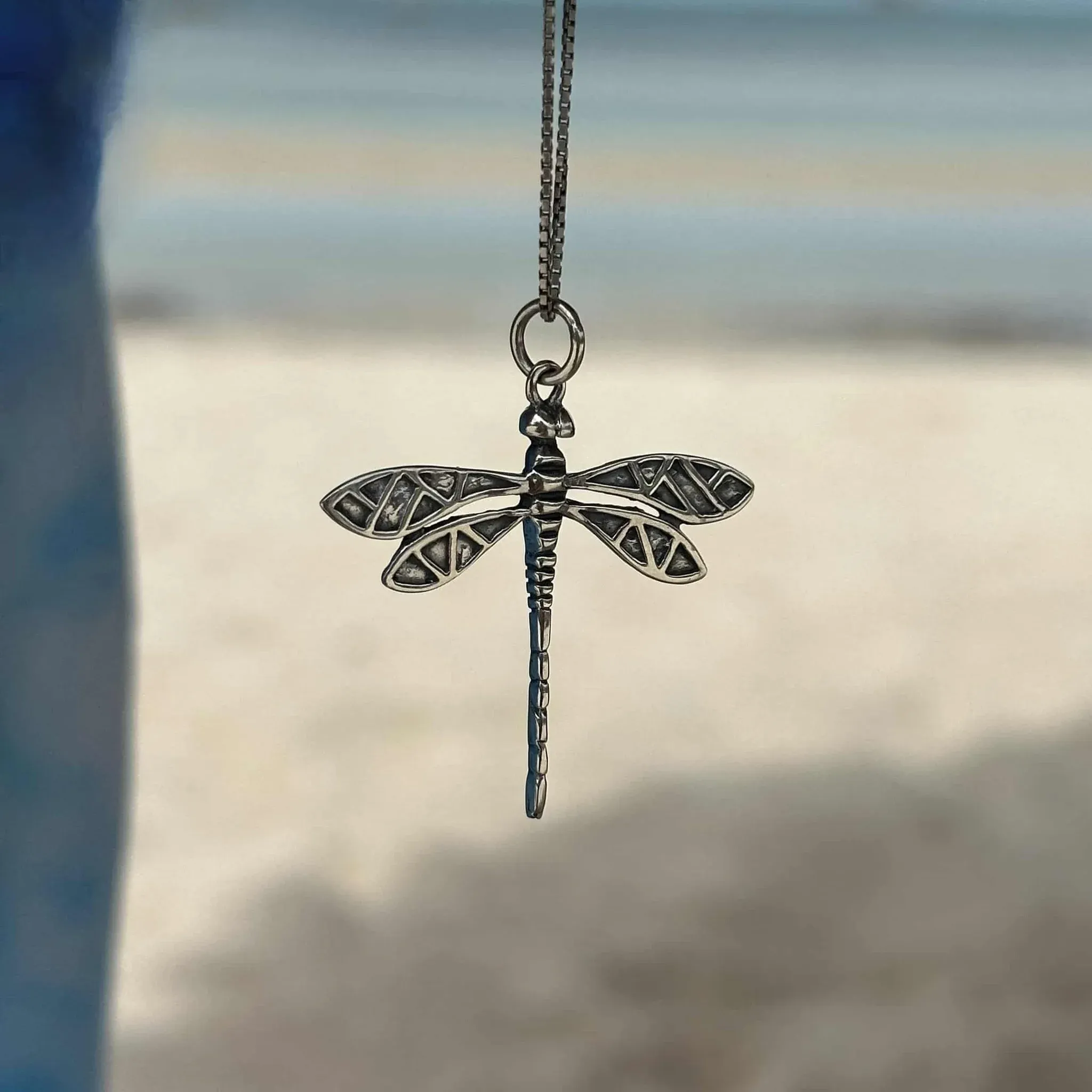 Bella Libelle hanger - Hanger met betekenis