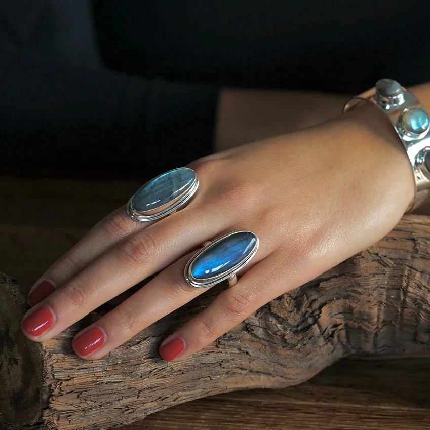 Labradoriet ringen van 925 zilver met blauwe edelsteen