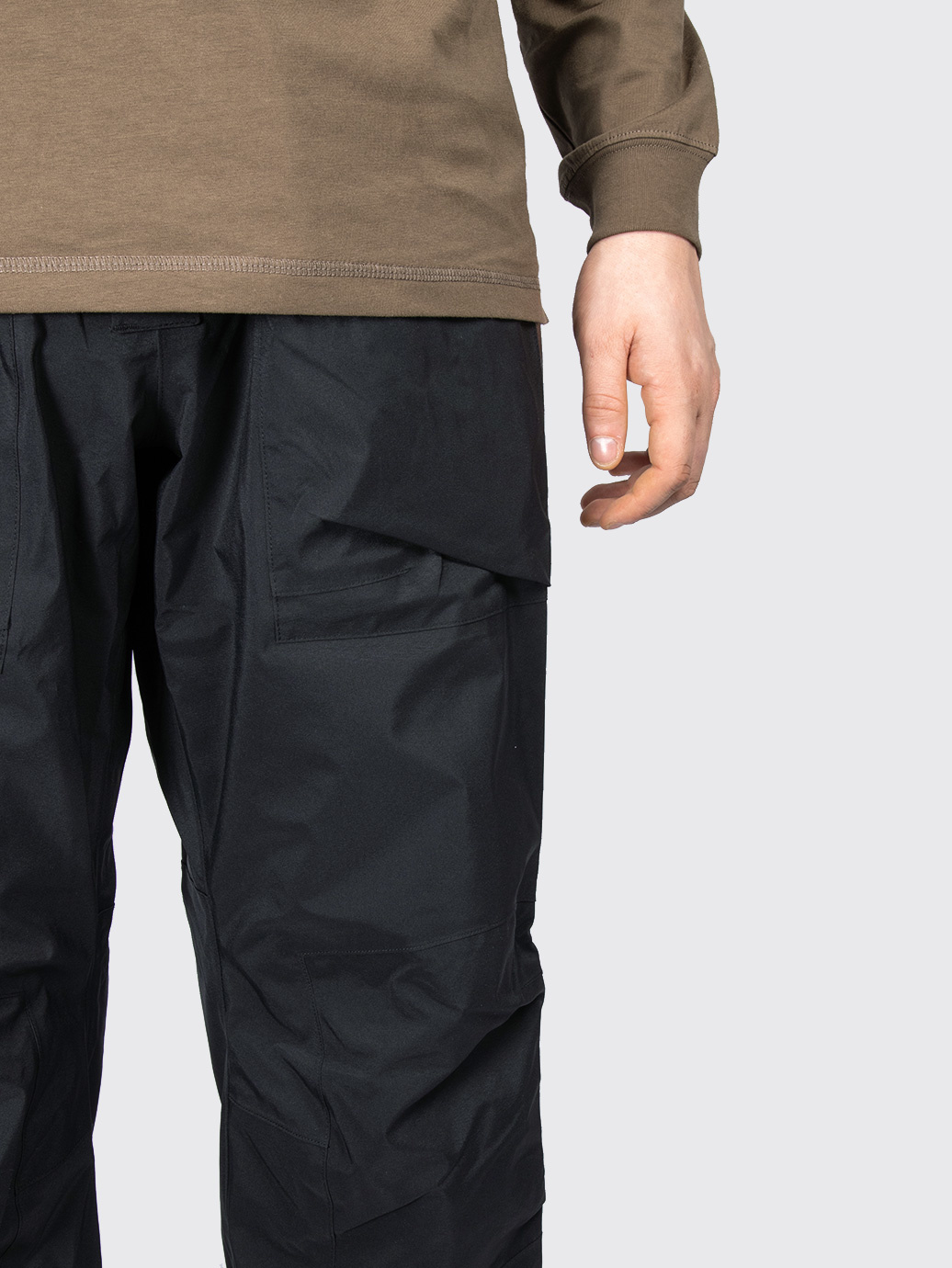 出品明日まで ACRONYM SS21 P38-E BLACK Sサイズ ACRONYM SS21 P38-E BLACK Sサイズ ACRONYM アクロニウム P38-E パンツ