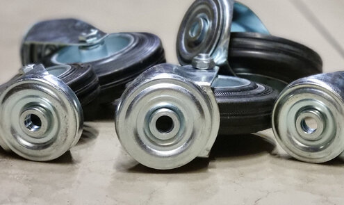 Hur mäter jag bultstorleken på ett svängbart hjul?