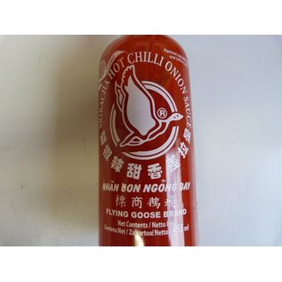 sriracha chilli sauce ui 455ml
