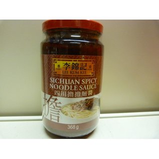 Lee Kum Kee sichuan spicy noodle sauce 368gr