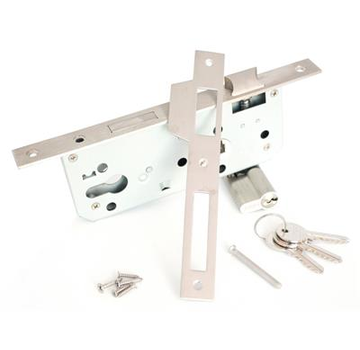 Eurofix Eurofix - Zamek drzwiowy - Rozstaw drzwi 45 mm - PC 85 mm - Płytka zaczepu stal nierdzewna