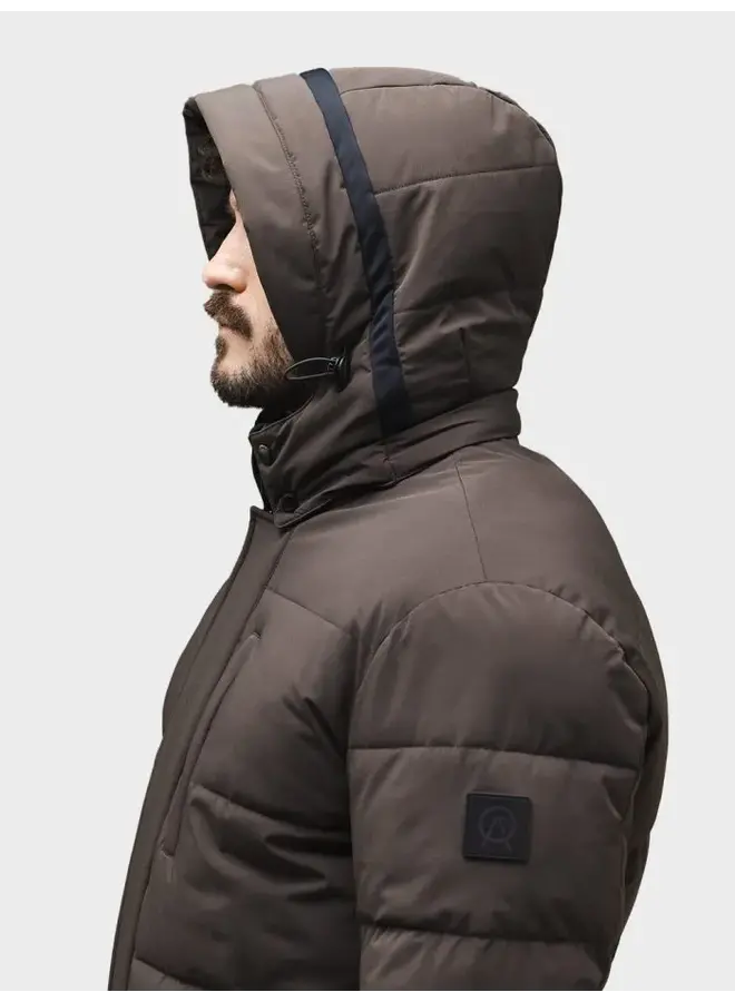 Agiato Jas Gianni D. Brown