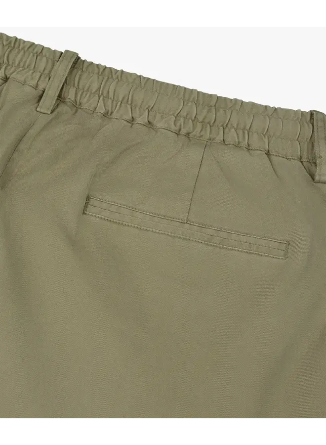 Profuomo Short Mid Green