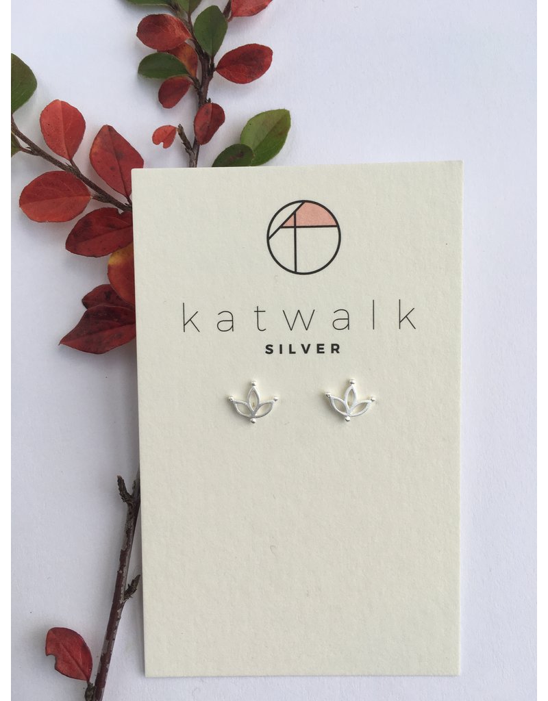 Katwalk Zilver Zilver oorstekers - hangende bloem