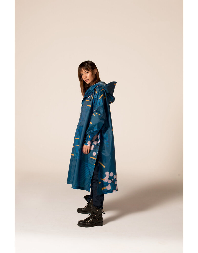 Rainkiss Rain Poncho - Japanese Blossom